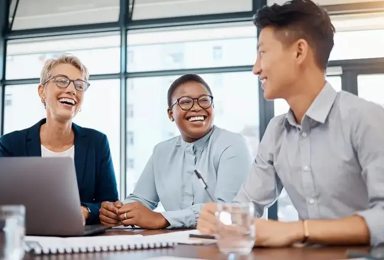equipe-collaborateurs-bien-etre-travail